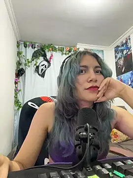 VaioletUwU online show from 03-11-26, 03:23