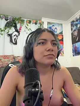 VaioletUwU online show from 03-13-26, 03:46