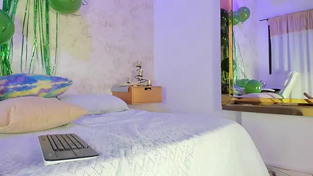 cristinapuerta  online show from 03-14-26, 12:10