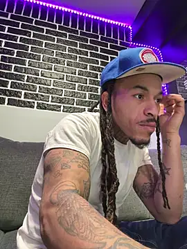 Snapshot of BigWayneBabyXXX chatting on 03-02-26, 05:08 BigWayneBabyXXX online show from 03-02-26, 05:08