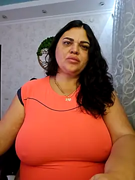 Snapshot of littleRikka chatting on 09-08-25, 04:50 littleRikka online show from 09-08-25, 04:50