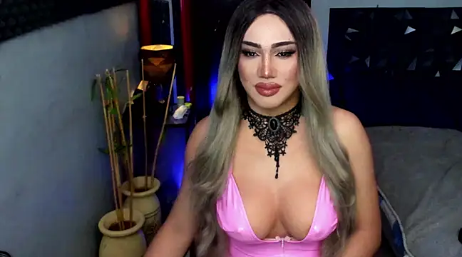 Snapshot of fancySHAINExxx chatting on 12-31-24, 07:18 fancySHAINExxx online show from 12-31-24, 07:18