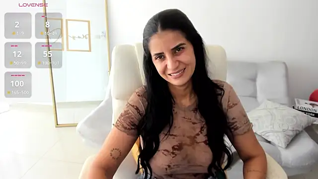 Snapshot of renata_t_ chatting on 07-28-26, 07:15 renata t online show from 07-28-26, 07:15