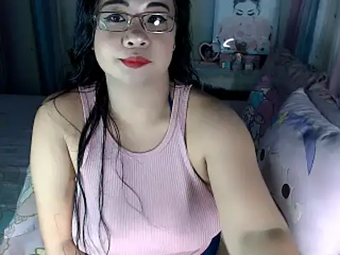 Snapshot of hersheykisses07 chatting on 02-26-26, 03:16 hersheykisses07 online show from 02-26-26, 03:16