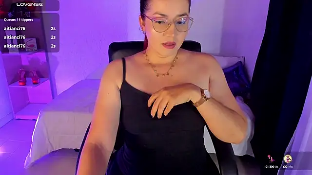 Snapshot of anastasia_bee chatting on 12-05-24, 12:22 anastasia bee online show from 12-05-24, 12:22