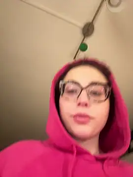 Snapshot of ladyturtle chatting on 03-21-26, 08:23 ladyturtle online show from 03-21-26, 08:23