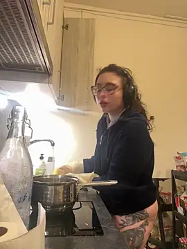 Snapshot of ladyturtle chatting on 03-23-26, 10:36 ladyturtle online show from 03-23-26, 10:36