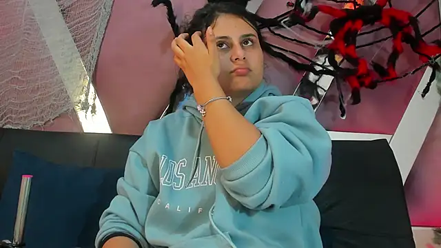 AbbyTaylorr online show from 10-30-25, 03:19