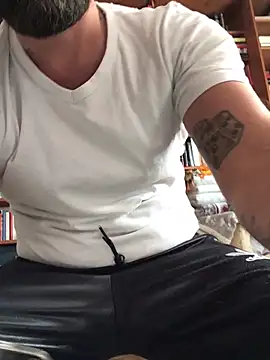 fuckerplayer1 online show from 03-06-26, 09:39