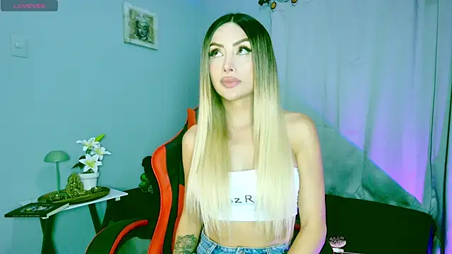 ale lovee online show from 07-22-26, 03:31