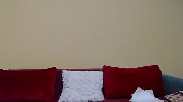 christine33 online show from 10-31-25, 02:18