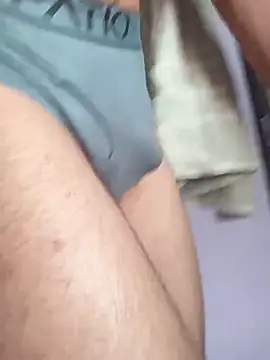 Babyucum4me online show from 06-11-26, 04:43