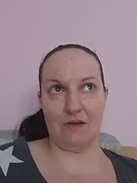 BustyLadyAlma online show from 07-12-26, 06:59