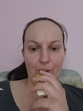 BustyLadyAlma online show from 08-01-26, 08:02