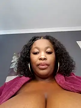 Snapshot of SWEETDOLLY29XX chatting on 06-15-26, 10:17 SWEETDOLLY29XX online show from 06-15-26, 10:17
