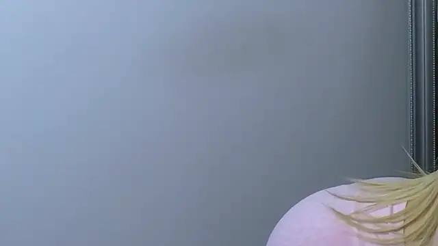 JuliaJuliette online show from 02-18-25, 08:47
