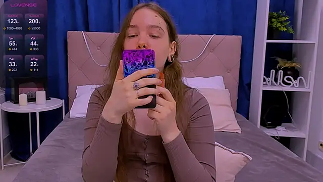 Janie JJ Curvie online show from 03-17-26, 01:21