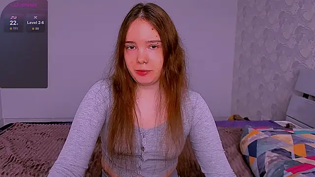 Snapshot of Janie_JJ_Curvie chatting on 05-18-26, 02:07 Janie JJ Curvie online show from 05-18-26, 02:07