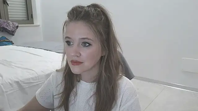 Snapshot of Neonstar chatting on 04-04-26, 11:13 Neonstar online show from 04-04-26, 11:13