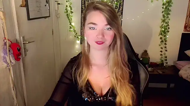 Thegirlbehindthemask online show from 06-11-26, 03:32