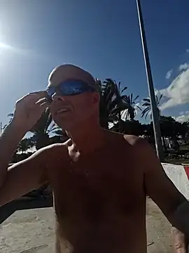 Snapshot of kazantip41 chatting on 01-08-26, 02:30 kazantip41 online show from 01-08-26, 02:30