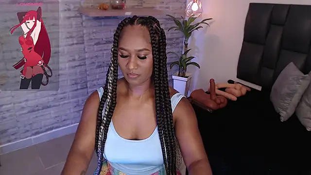 TinnaCobb online show from 02-28-25, 04:20