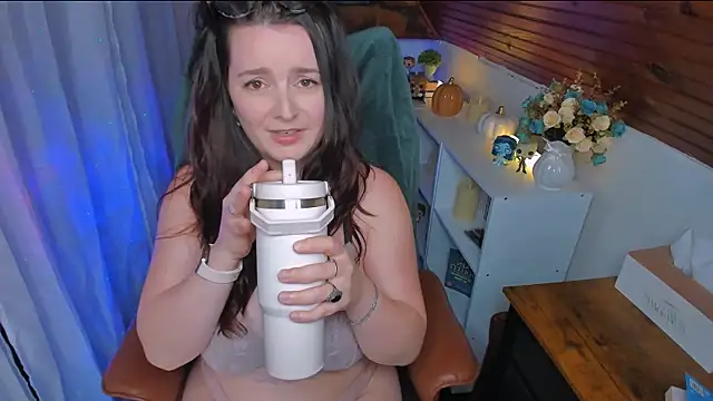 ErinMarshall online show from 04-27-26, 02:26