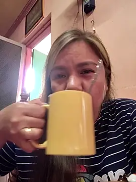 ambersmile online show from 11-23-25, 01:49