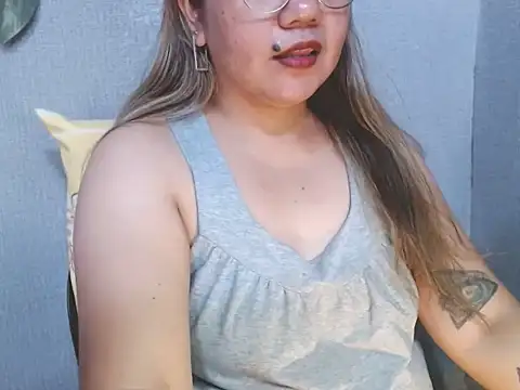 ambersmile online show from 04-21-26, 01:42