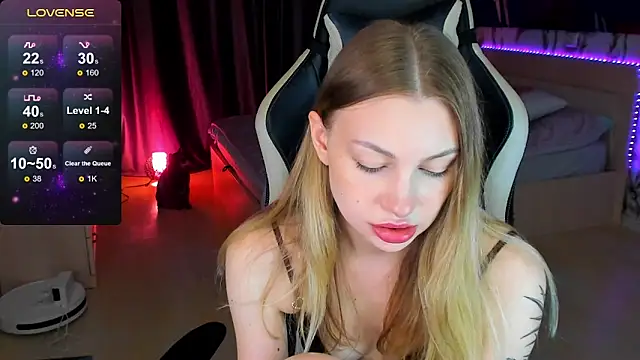 BiMolly online show from 09-09-25, 02:44