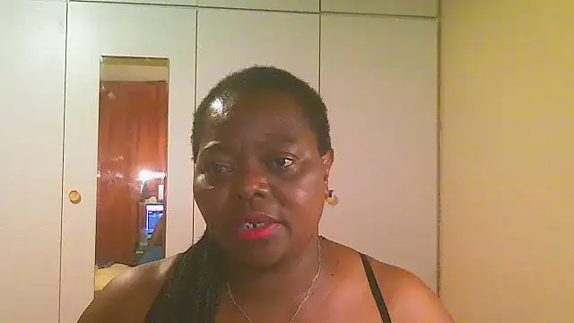 MatureBoobsDiva online show from 02-25-25, 08:09