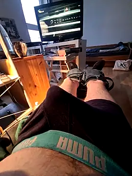 Snapshot of PetePro1989 chatting on 01-12-26, 02:55 PetePro1989 online show from 01-12-26, 02:55