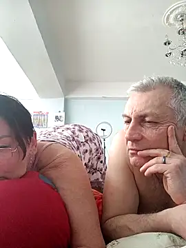  lady red  online show from 02-18-25, 09:10