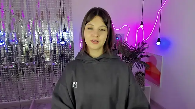 ElizaMild online show from 12-05-24, 07:17