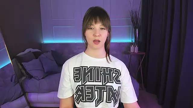 ElizaMild online show from 02-23-25, 07:38