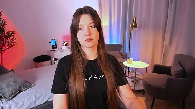 Snapshot of ElizaMild chatting on 03-11-26, 01:17 ElizaMild online show from 03-11-26, 01:17