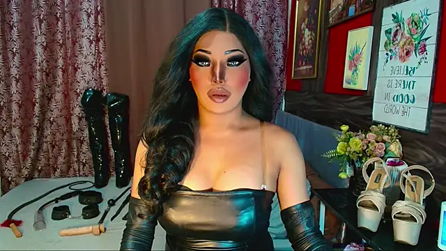 trixxielicious online show from 07-30-26, 05:17