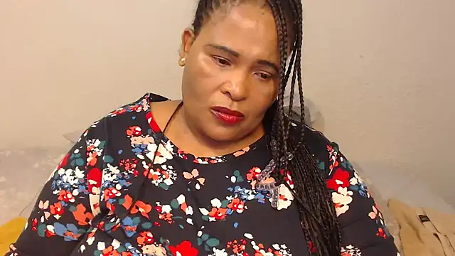 Snapshot of zandile chatting on 03-12-25, 06:44 zandile online show from 03-12-25, 06:44