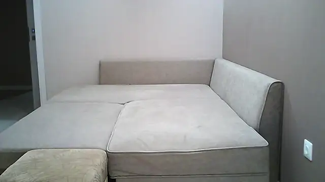 ivanka73 online show from 02-10-26, 08:46