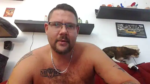 Snapshot of sexykevin17cm chatting on 10-15-25, 03:45 sexykevin17cm online show from 10-15-25, 03:45