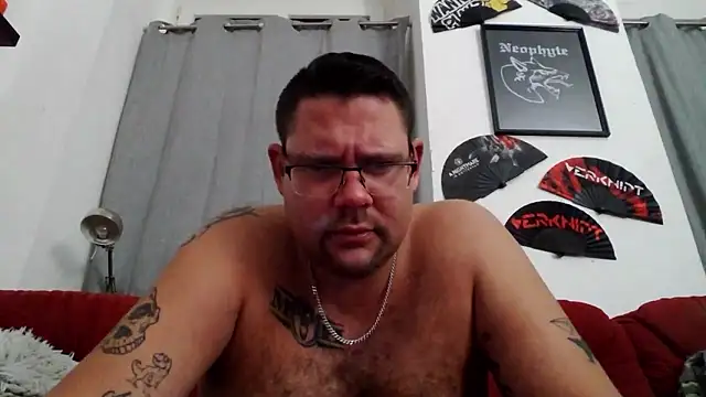 Snapshot of sexykevin17cm chatting on 01-14-26, 05:51 sexykevin17cm online show from 01-14-26, 05:51