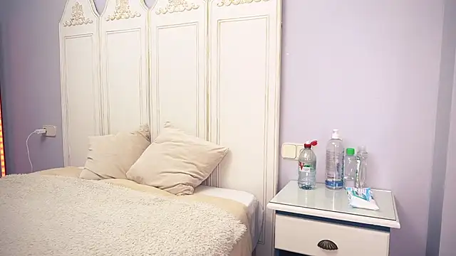 new dee online show from 03-22-25, 09:13