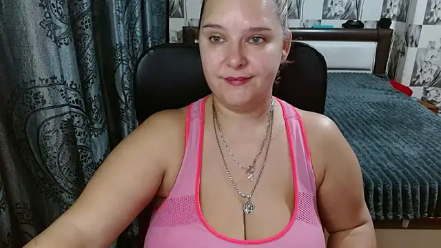 Snapshot of Boolochka chatting on 12-01-25, 01:27 Boolochka online show from 12-01-25, 01:27