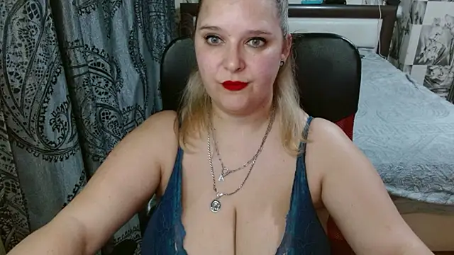 Boolochka online show from 04-15-26, 07:58