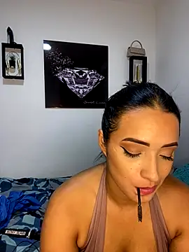 Snapshot of Shantal_Lovee chatting on 10-24-25, 11:12 Shantal Lovee online show from 10-24-25, 11:12