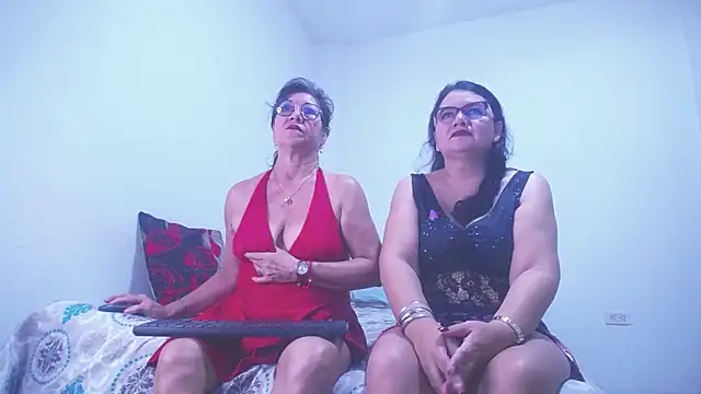 Snapshot of sexycristina_2 chatting on 01-19-26, 02:54 sexycristina 2 online show from 01-19-26, 02:54