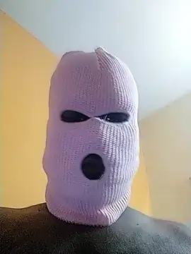 Snapshot of Indianguymohan chatting on 10-14-25, 04:41 Indianguymohan online show from 10-14-25, 04:41