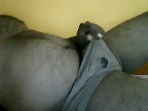 Snapshot of Indianguymohan chatting on 02-04-26, 04:13 Indianguymohan online show from 02-04-26, 04:13