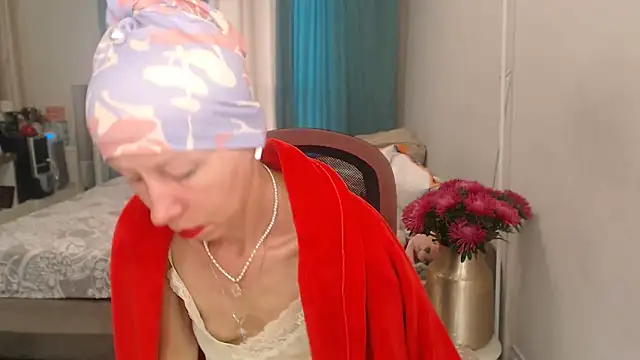 LuxuryNika online show from 07-28-26, 02:13