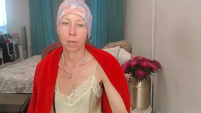 LuxuryNika online show from 07-28-26, 04:16
